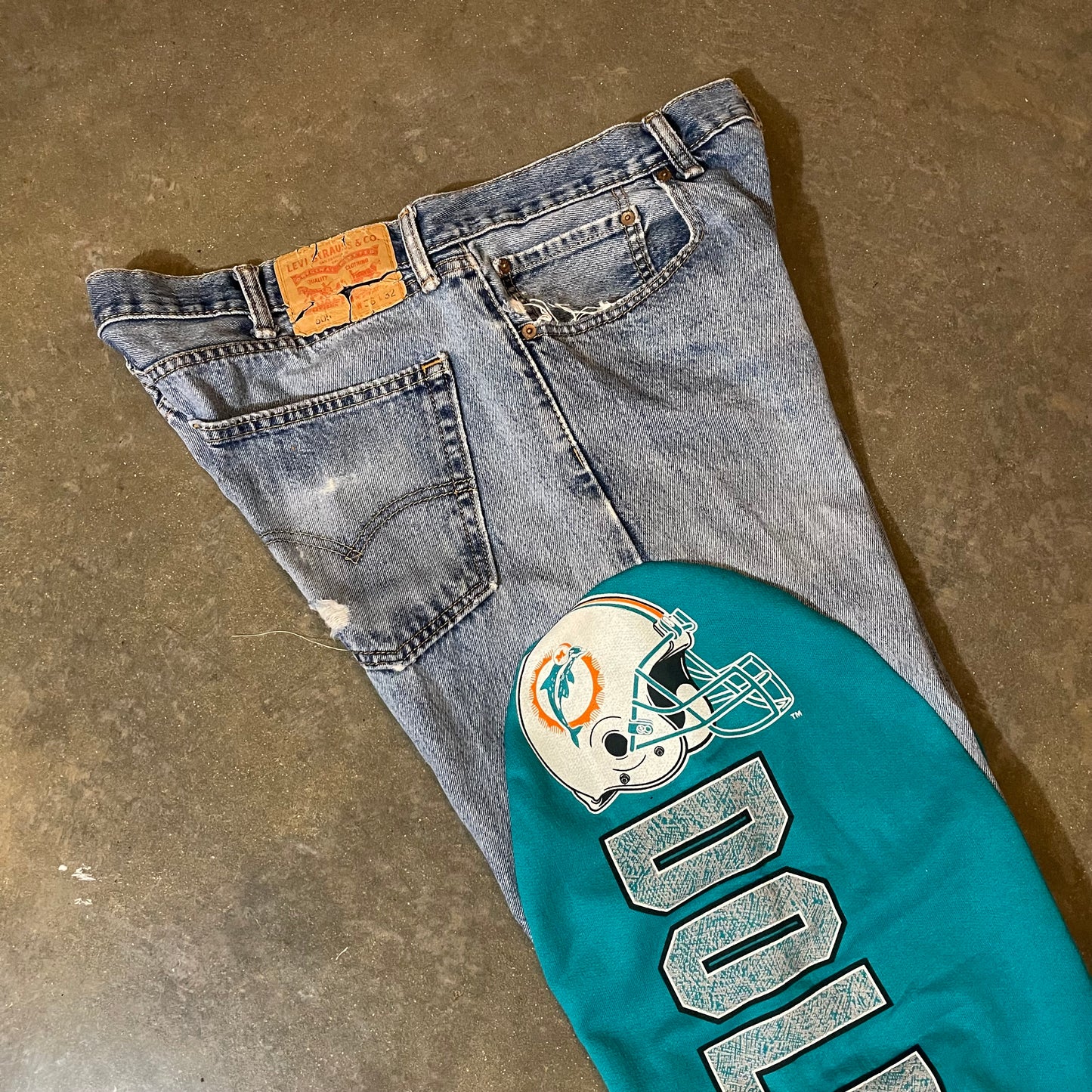 1OF1 DOLPHINS LEVIS